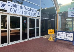 Touquet: le centre de vaccination délocalisé salle Bascoulergue