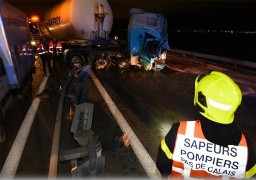 A26 : accident spectaculaire entre deux poids lourds vendredi soir.