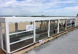 A Calais, l’installation des bars de plages avance bien