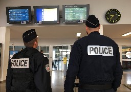 A Calais, une brigade de police spéciale pour sécuriser les gares.