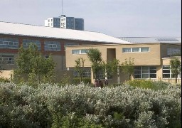 Mobilisation de parents d’élèves du lycée Léonard de Vinci à Calais pour faire face à l’absence d’un professeur d’économie