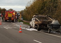 A16: une camionnette en feu sur l'échangeur de Loon-plage provoque des ralentissements