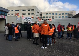 La grève se poursuit aux urgences de l'hôpital Techer à Calais.