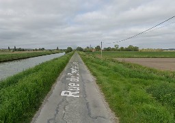 Sainte-Marie-Kerque: un conducteur termine dans un cours d'eau, et s'en sort indemne