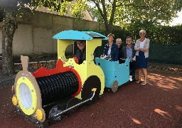 Marck, le toit de l'école du Moulin est enfin étanche !