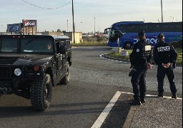 Calais : plus de 560 migrants délogés du campement zone de la Turquerie. 