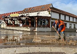 24h après le passage d'un torrent de boue, Escalles se relève... 