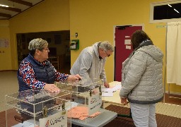 A Marck, les parents d’élèves votent majoritairement pour le port de l’uniforme à l’école 