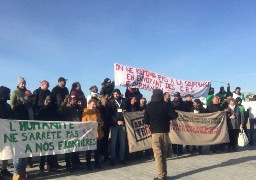 Commémoration à Calais de l'appel de l’Hiver 54 de l’abbé Pierre