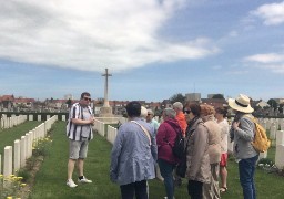 Succès des visites du cimetière Sud à Calais 