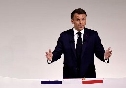 Emmanuel Macron explique ses choix et esquisse de grandes orientations