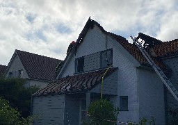 Une maison frappée par la foudre à Equihen-plage