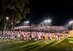 Montreuil-sur-Mer: le son et lumière Juliette & Les Misérables a attiré plus de 8000 spectateurs. 