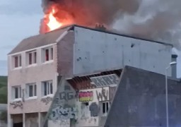 Berck sur mer : un incendie touche une bâtisse squattée rue du Corps de Garde mardi soir