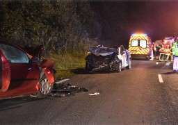 Accident de la route mortel hier soir à Eperlecques entre Calais et Saint-Omer. 