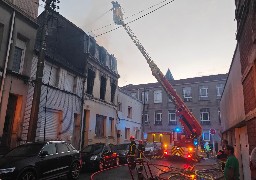 Calais : une maison squattée ravagée par les flammes, un riverain témoigne. 