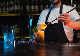 BARMAN BARMAID - LE TOUQUET