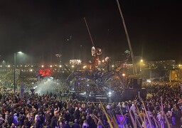 Calais : 500 000 personnes sur les trois jours de l'Odyssée du Varan de Voyage !