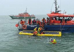 À Calais, la SNSM espère pouvoir acheter un paddle géant pour secourir des groupes de personnes en mer.