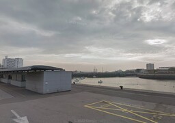 Calais : un homme de 60 ans meurt après une chute dans l’eau au quai de La Colonne.