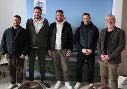 Trois héros face à un braquage au marteau à Étaples : leur courage salué par le maire.