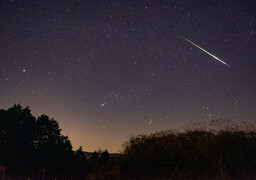 Lyrides : pourquoi il faudra lever les yeux cette nuit pour voir jusqu’à 20 étoiles filantes par heure