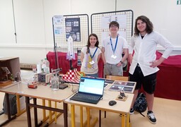 Des élèves du Collège République de Calais ont représenté l’académie lors de la finale du concours Concours C.Génial.