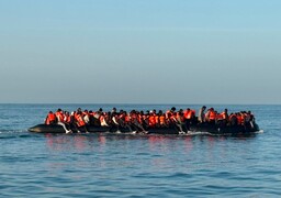 Détroit du Pas-de-Calais : 78 migrants secourus après le naufrage de leur embarcation vendredi.