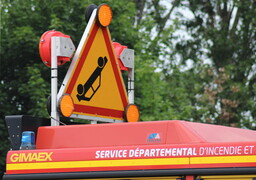 Dennebroeucq : un jeune homme de 20 ans grièvement blessé dans un accident entre un poids lourd et un scooter