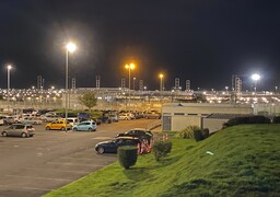 Eurotunnel à Coquelles : un minibus percute une navette Le Shuttle, 19 personnes dont deux héliportées en urgence vers Lille